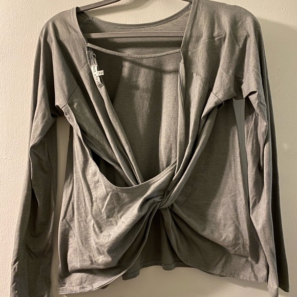 Fitz and Eddie top - Picture 2 of 2